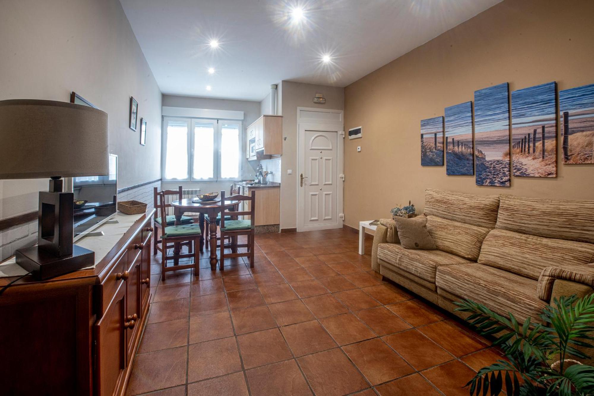 Apartamentos Turisticos La Flor Muros de Nalón Esterno foto